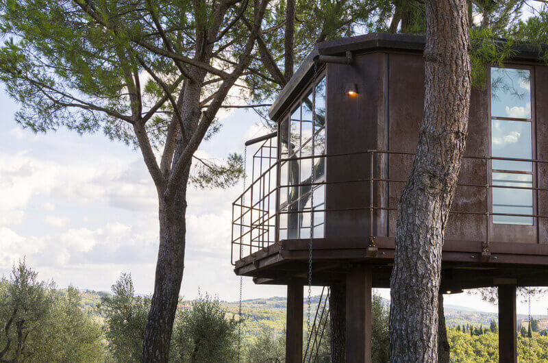 ツリーハウスやお城まで！Airbnbだから泊まれる場所が満載。